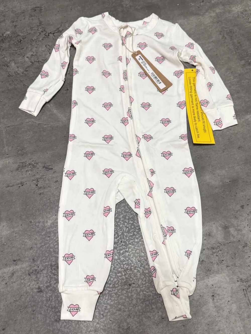 NWT SKIMS White Footed Sleep Sack with Pink Heart Logos - Picture 1 of 4